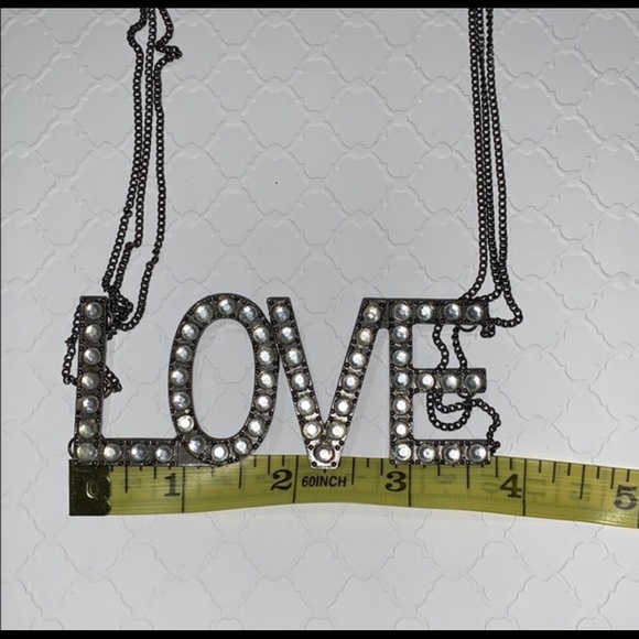 🔥”LOVE” Rhinestone Necklace - Picture 5 of 5